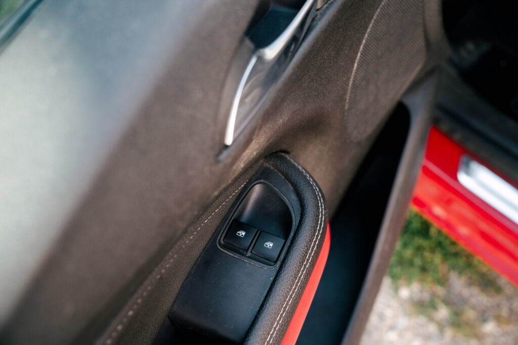 Opel Adam 1.4 Twinport Ecotec 100k - 16