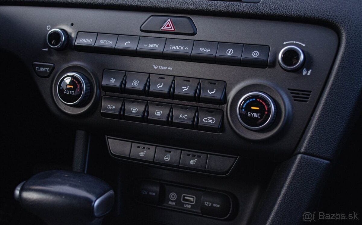 Kia Sportage 2.0 CRDi 4WD A/T - 16