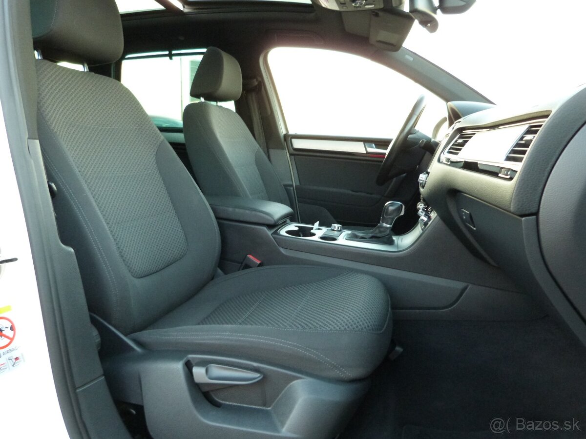 Volkswagen Touareg II 3.0 V6 TDI 240k BlueMotion Technology - 16