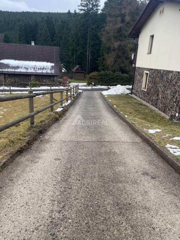 PREDAJ: 2i apartmán 41 m2+balkón; Mistríky-Donovaly; 142.500 - 16