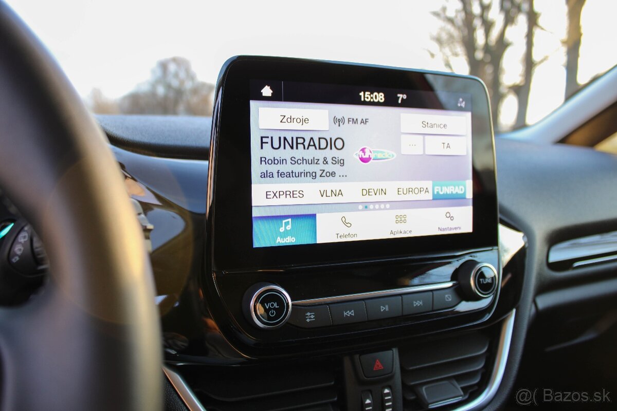 Ford Fiesta 1.0 / V ZÁRUKE / - 16