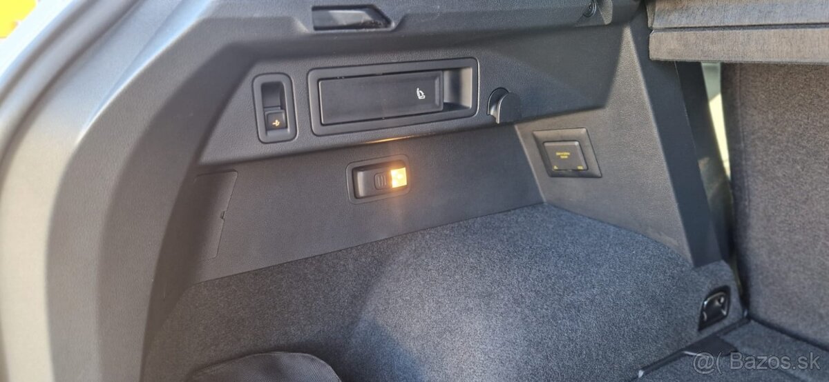 VW Tiguan 2.0 TDI R-Line 4Motion - 16