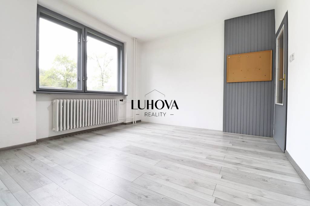 Priestranný a veľkorysý 6-izbový rodinný dom_Záriečie - 16