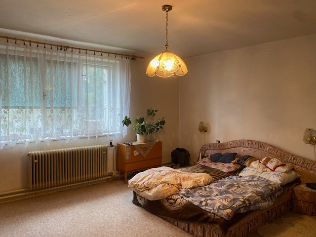 Rodinný dom Očová, tichá ulica, slnečný pozemok, voľný - 16