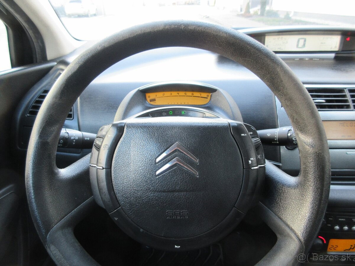 Citroën C4 1.6i 16V Plus - 16