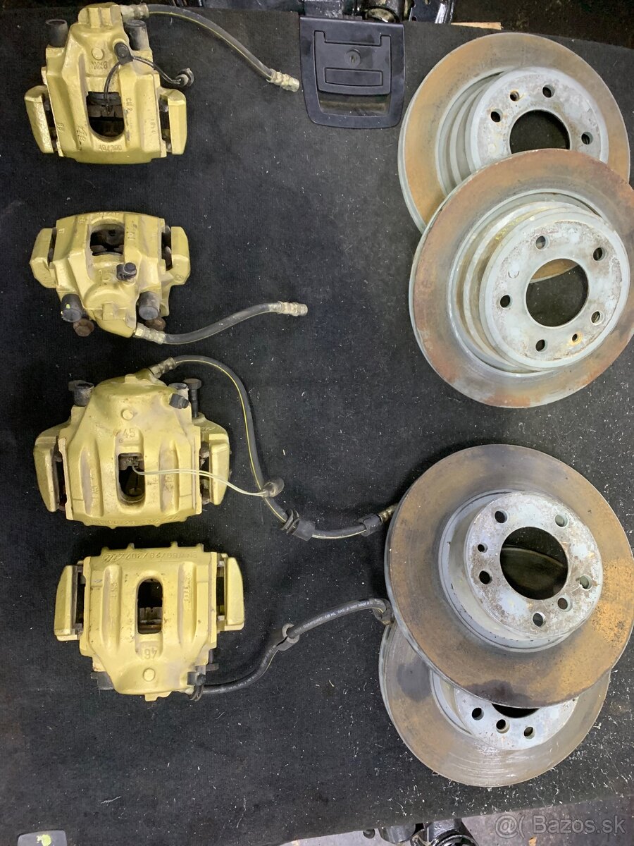 Rozpredam bmw e32 750iL - 16