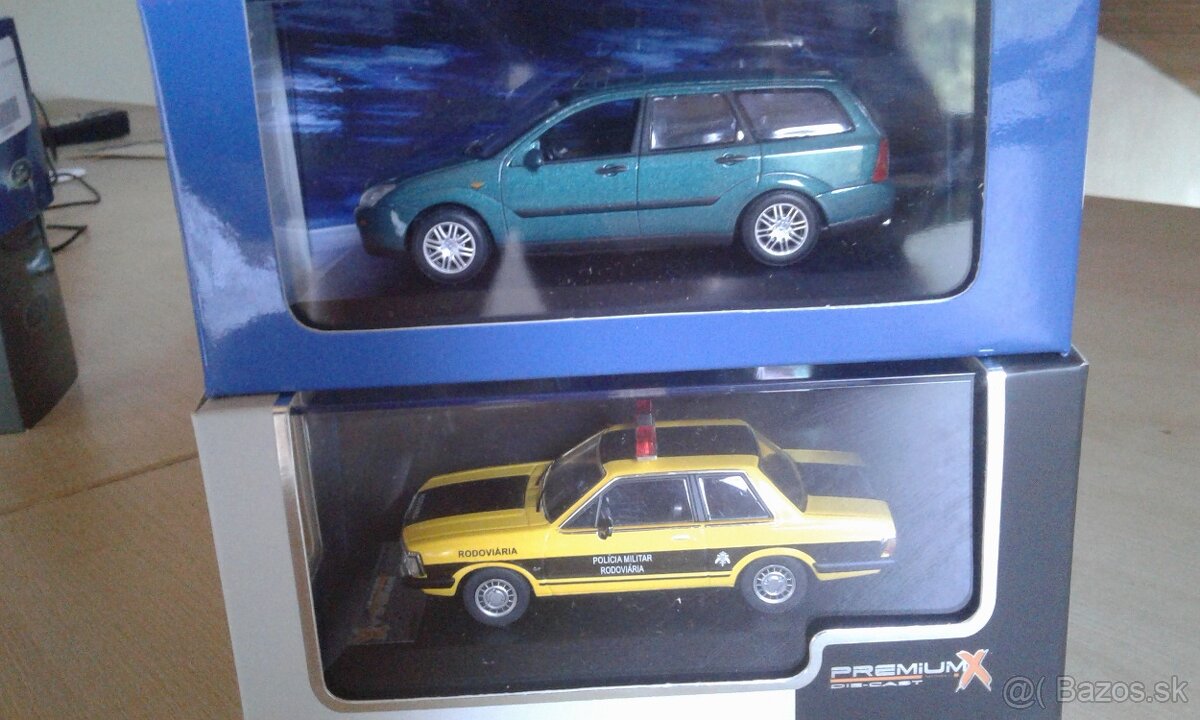 Zberateľské modely FORD a RENAULT - 16