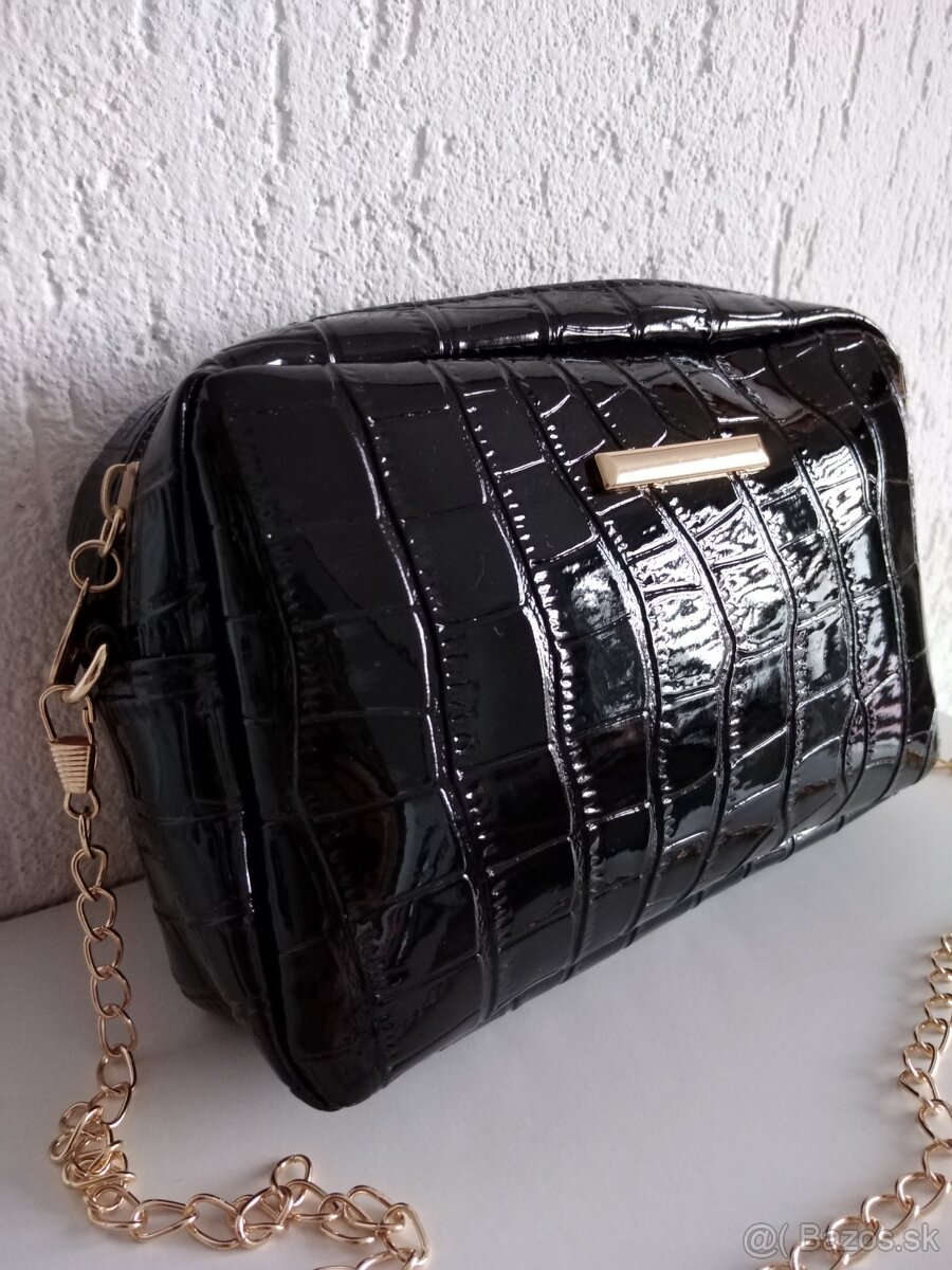 Čiapka GUESS a ostatné - 16