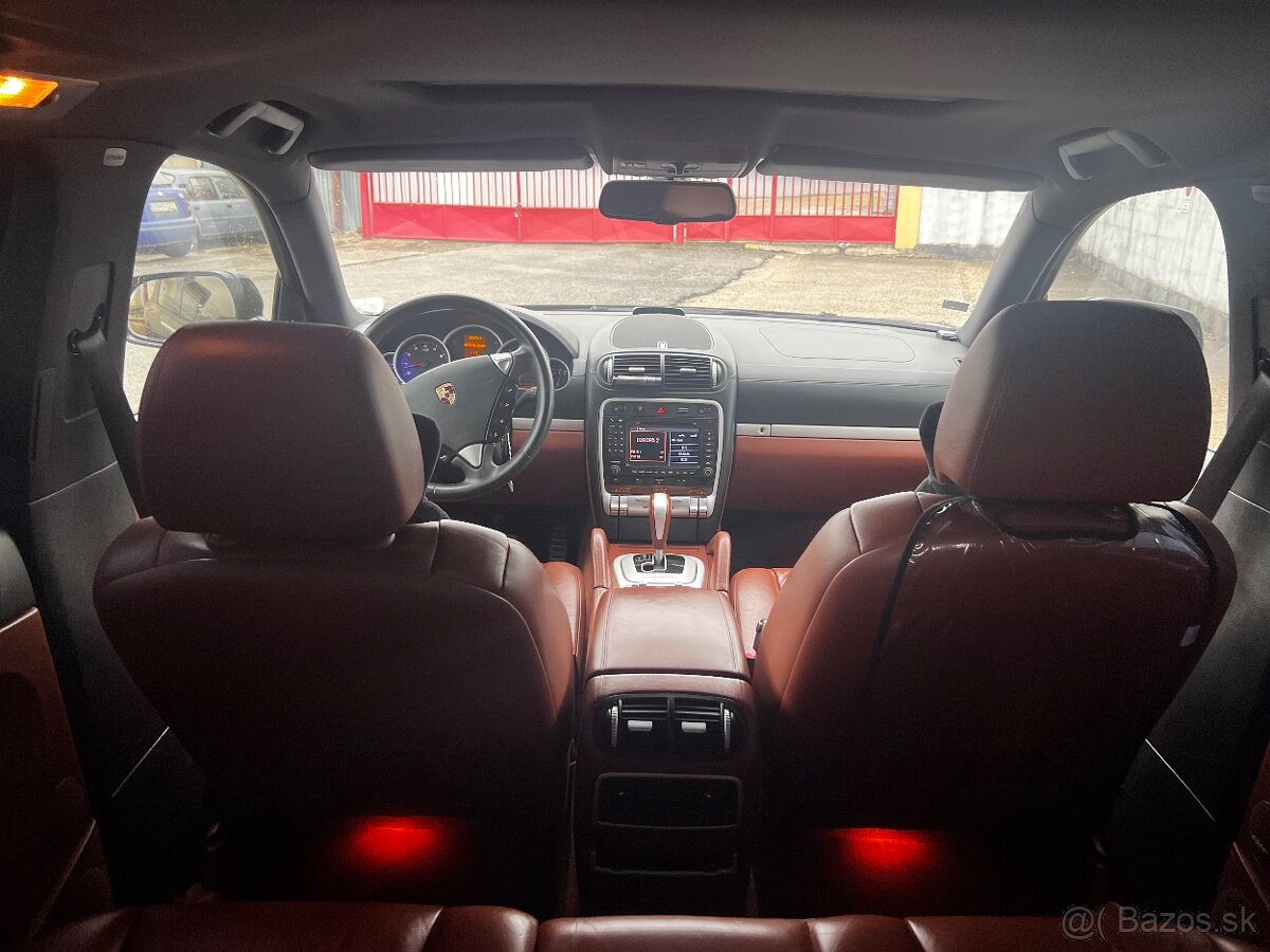 Porsche Cayenne S 4.8 V8 - 16