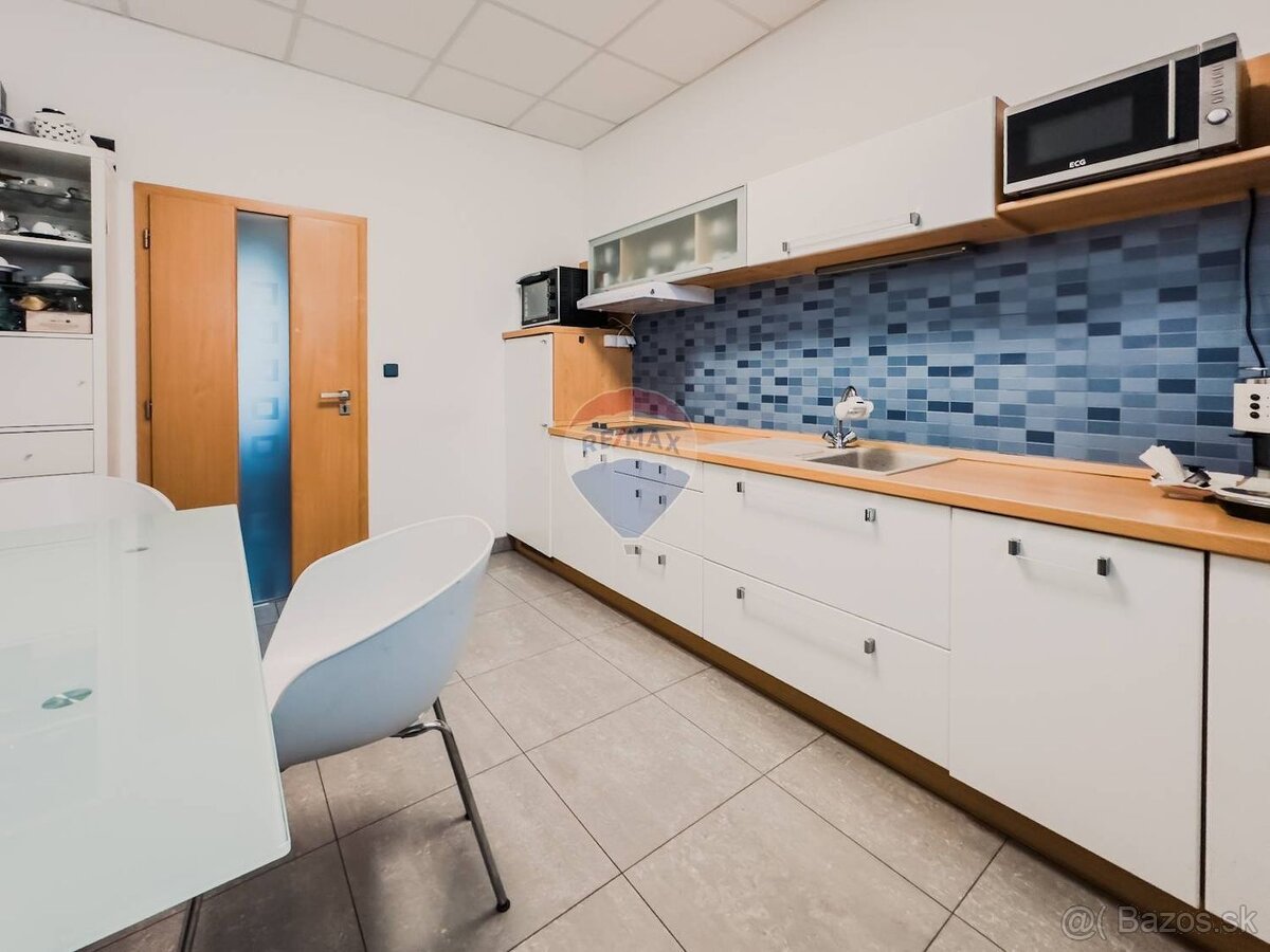 Na predaj: Obchodno-skladový areál s možnosťou vlečky – Sere - 16