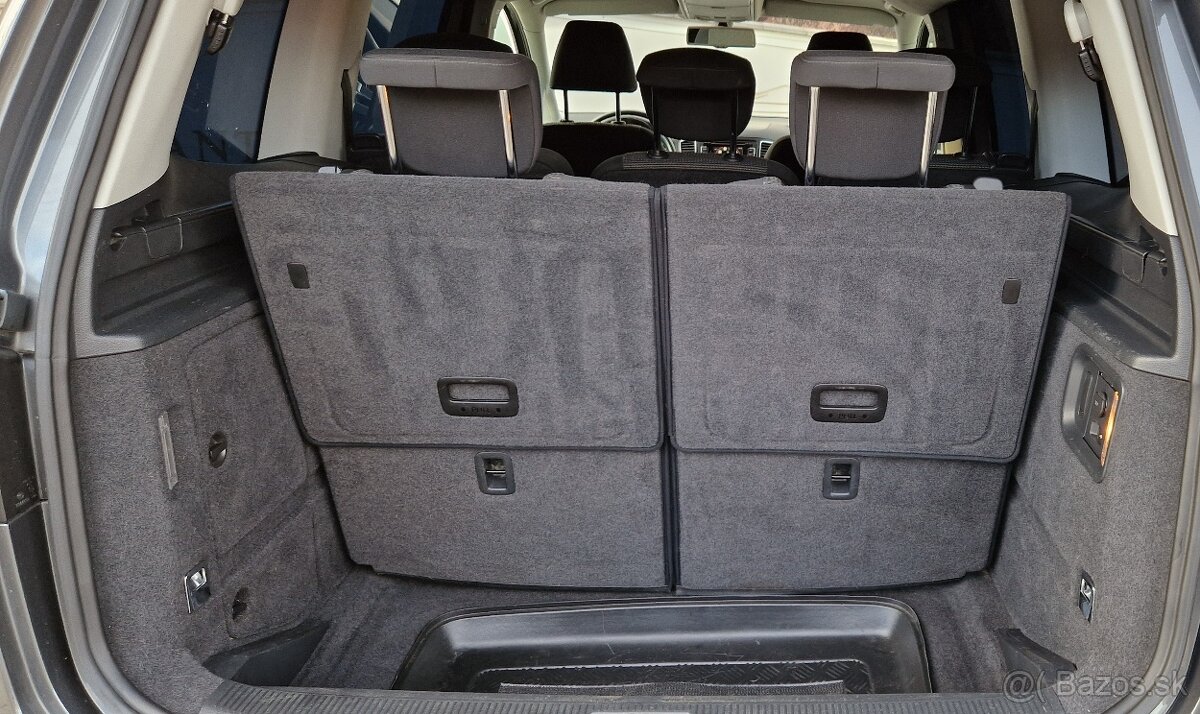 Volkswagen Sharan 2.0 tdi 4x4 7-miestne - 16