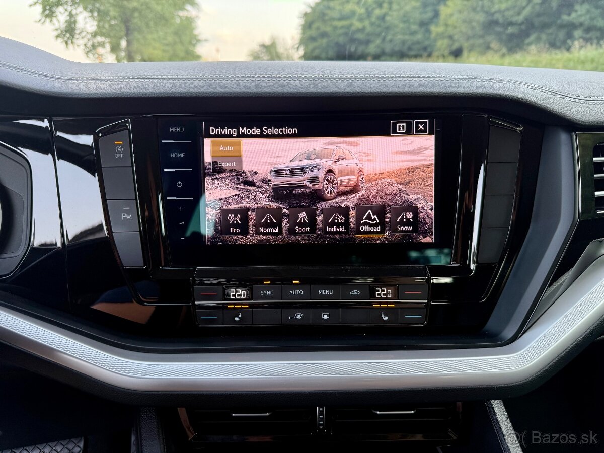 VOLKSWAGEN TOUAREG 3.0TDI 4x4 TOP STAV 138tkm - 16