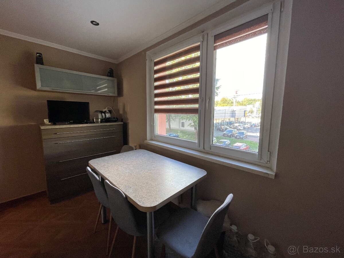 3 izbový byt Svidník - 16