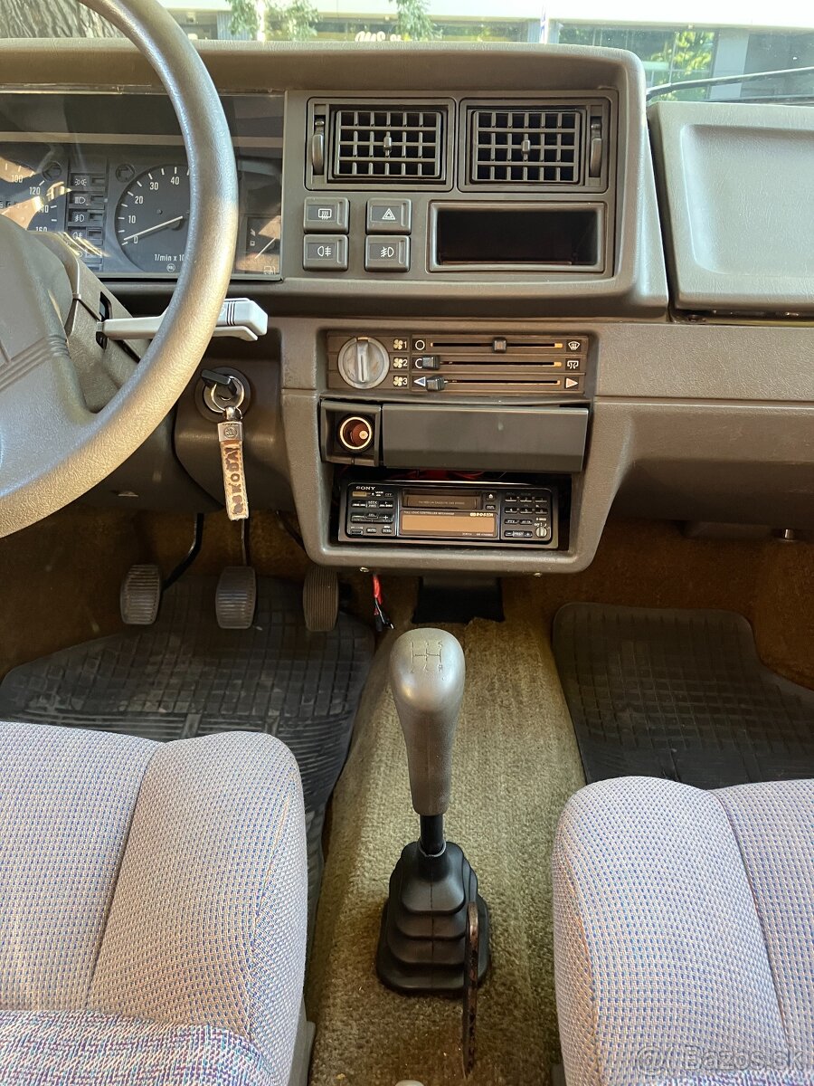 Škoda Favorit 135 LS r.v.1992 - 16