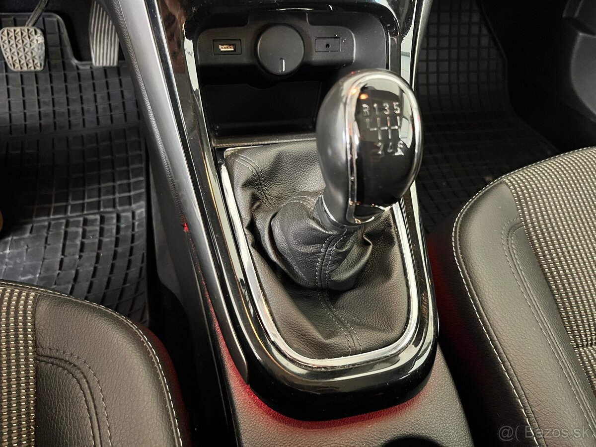 OPEL ASTRA SPORTS TOURER COSMO - 16