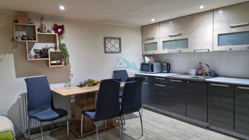 Rozsiahla nehnuteľnosť so zabehnutým výnosným podnikaním – n - 16