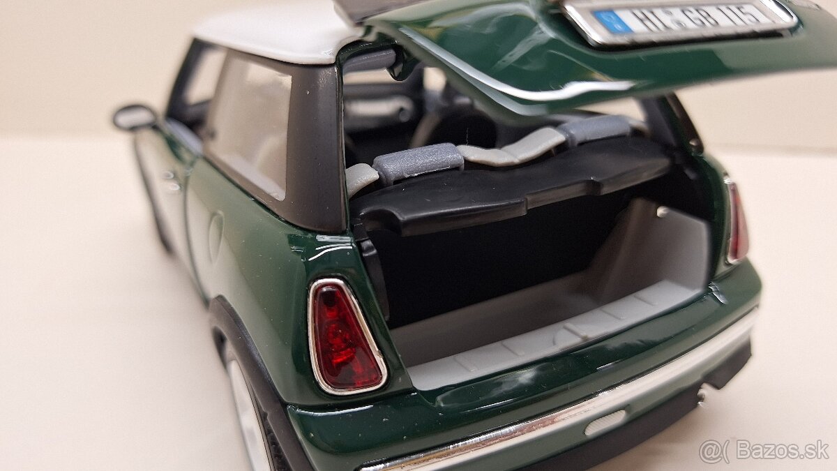 1:18 MINI COOPER AUTODROM - 16