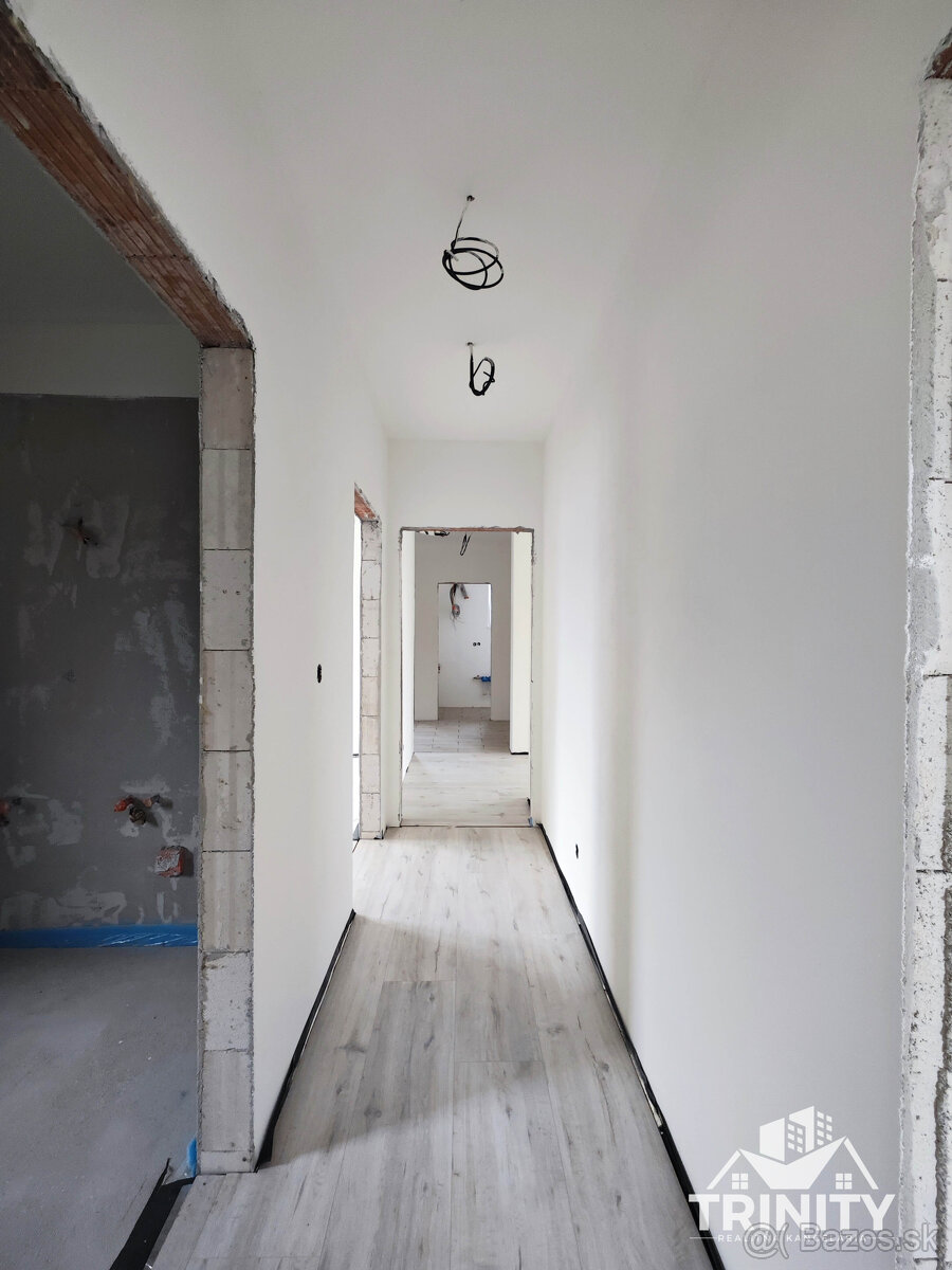 Na predaj novostavba 4-izbového rodinného domu v Nesvadoch - 16