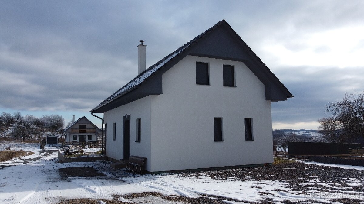Na predaj krásna novostavba chalupy v malebnom prostredí obc - 16