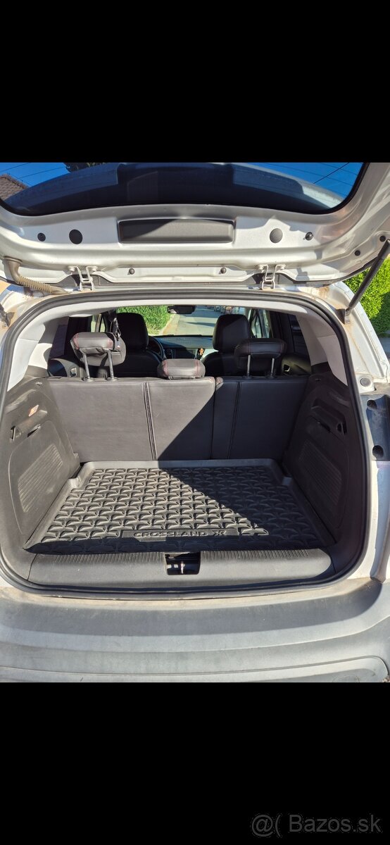 Opel Crossland X M2018 - 16