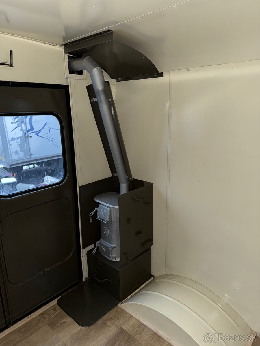 Maringotka A3S po renovaci - 16