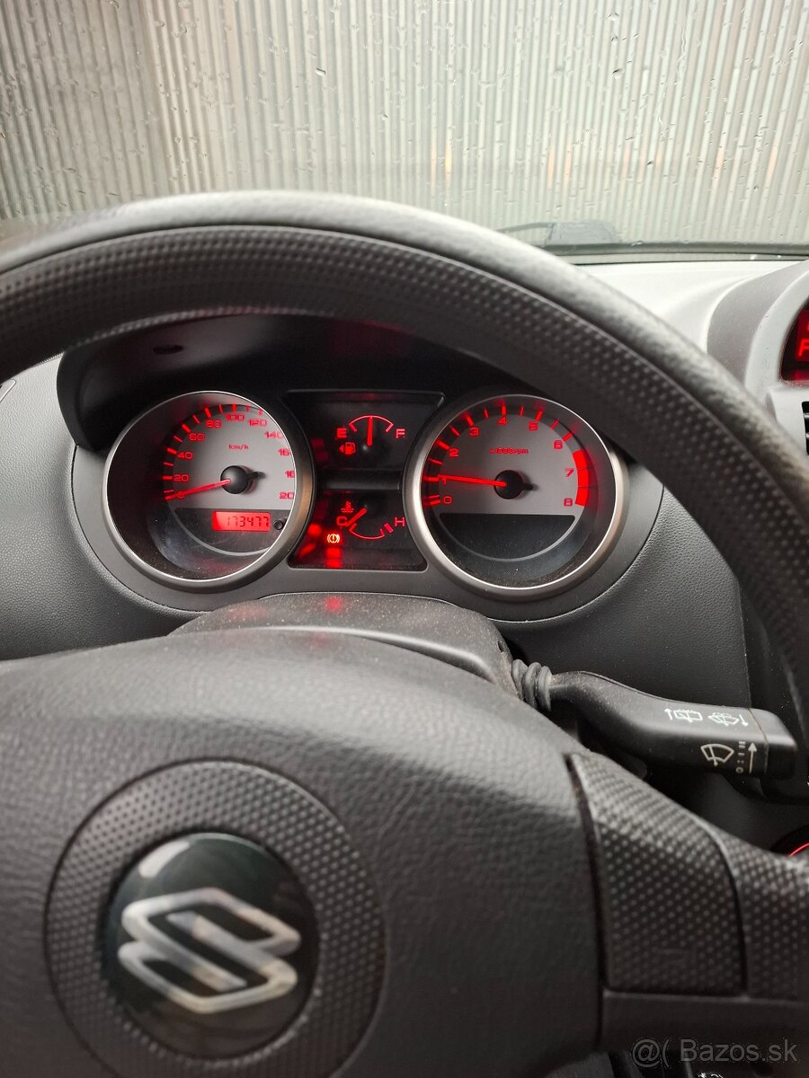 Suzuki Ignis 1,3 wwt 69 kw benzín - 16