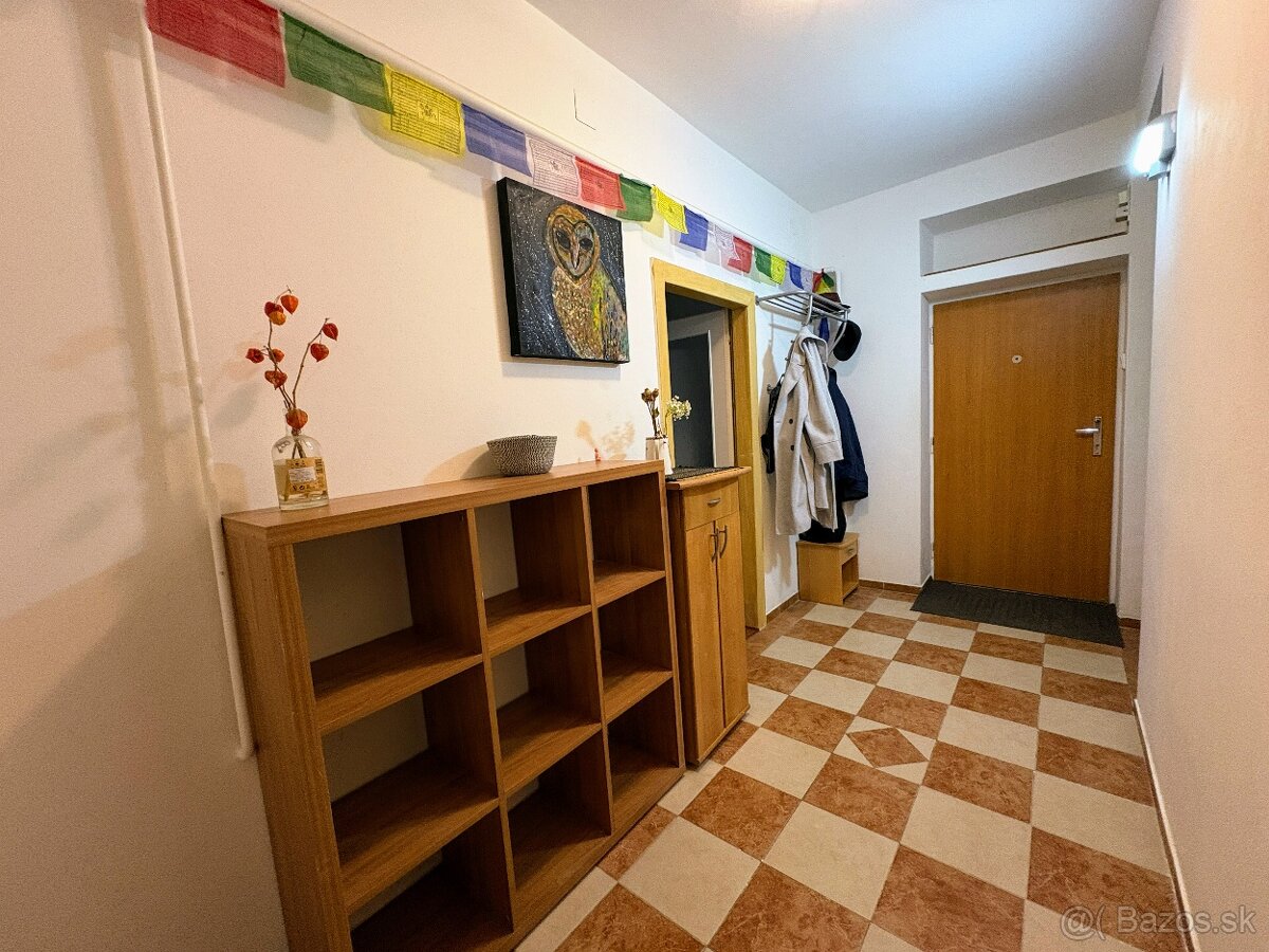 VÝNIMOČNÁ POLOHA - CHARIZMATICKÝ BYT NA PREDAJ - 16