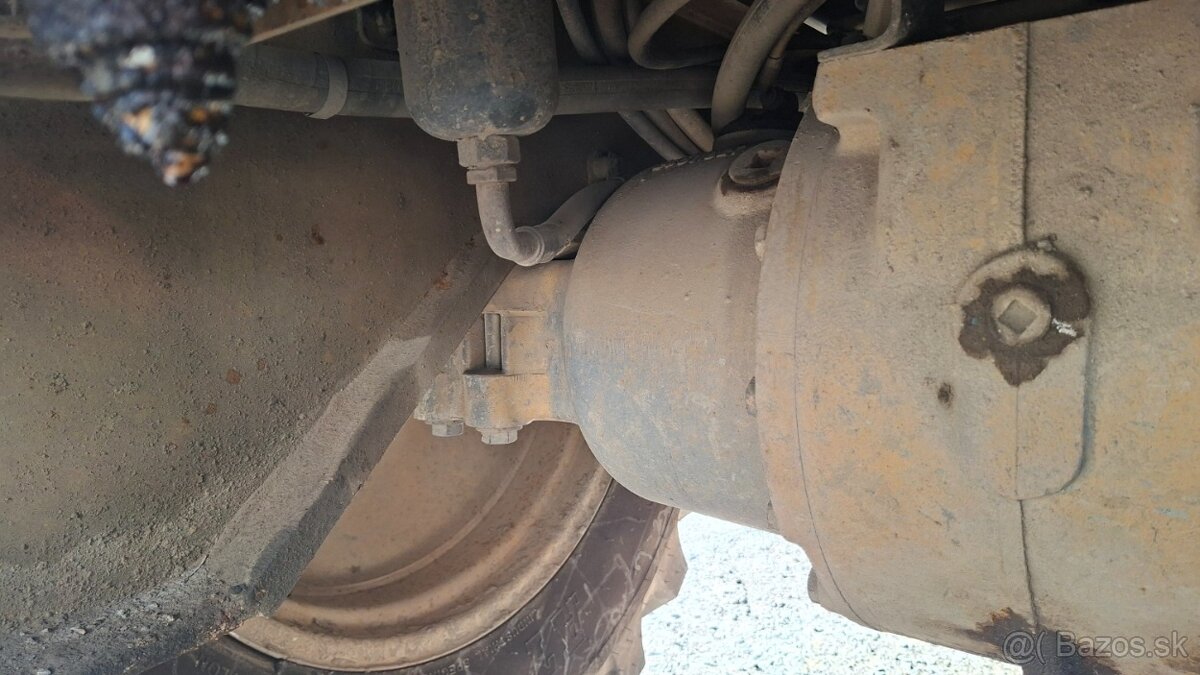 CATERPILLAR 428 C 4X4 - 16