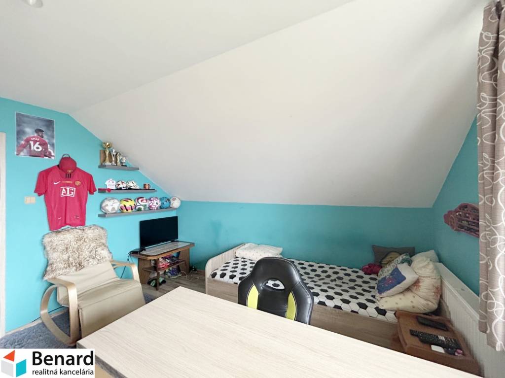 5- IZBOVÝ RODINNÝ DOM ,1354 m2, OKRUŽNÁ, OKR.PREŠOV - 16