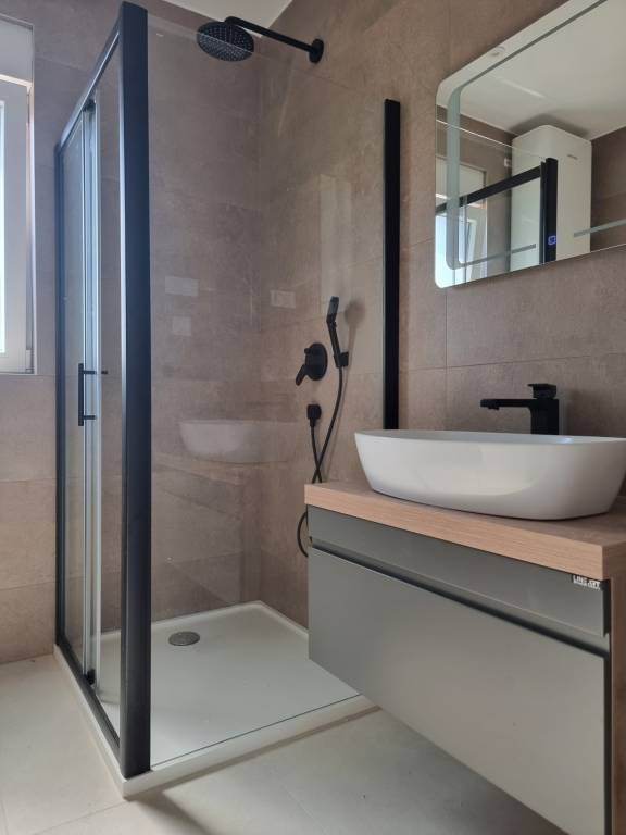 CHORVÁTSKO - 4 izbové apartmány s priestrannými pivnicami - - 16