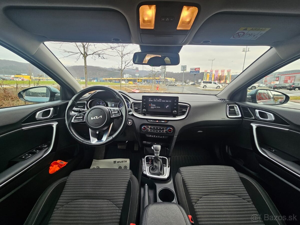 Kia Ceed SW 1.6 CRDi mHEV Gold A/T - 16