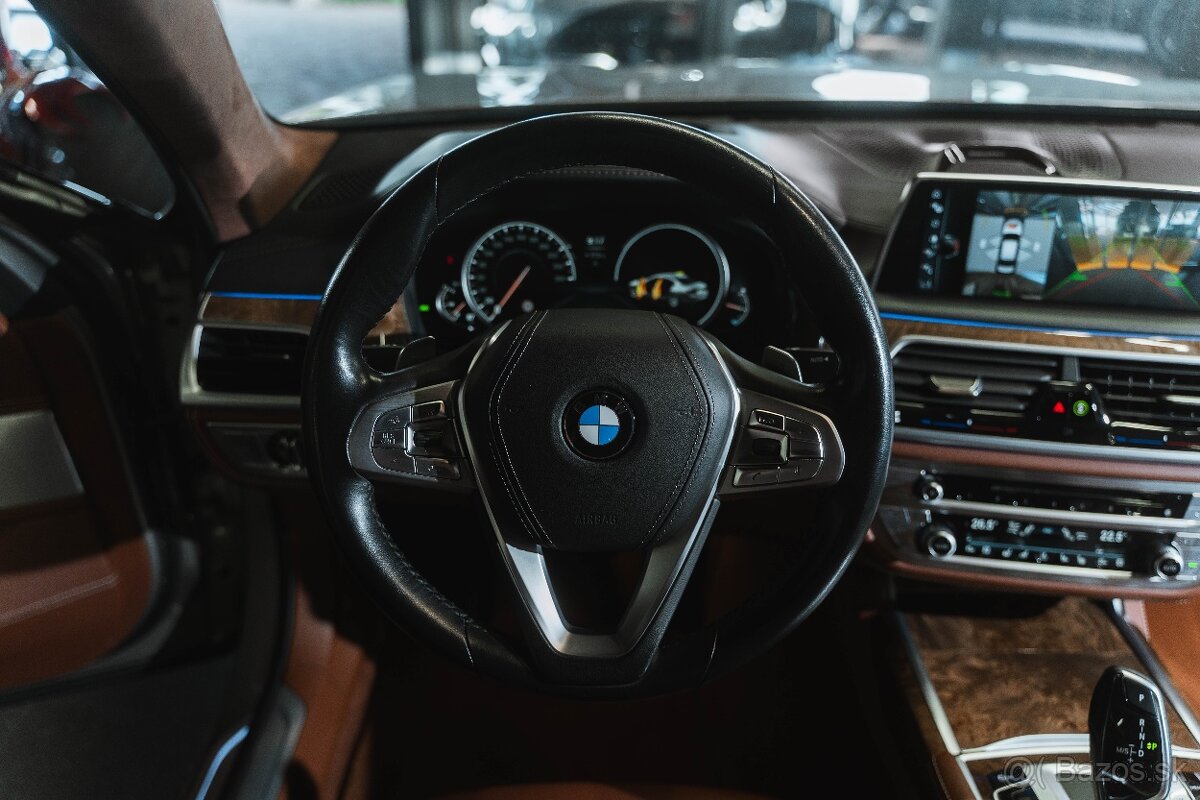 BMW 750Li xDrive INDIVIDUAL - 16