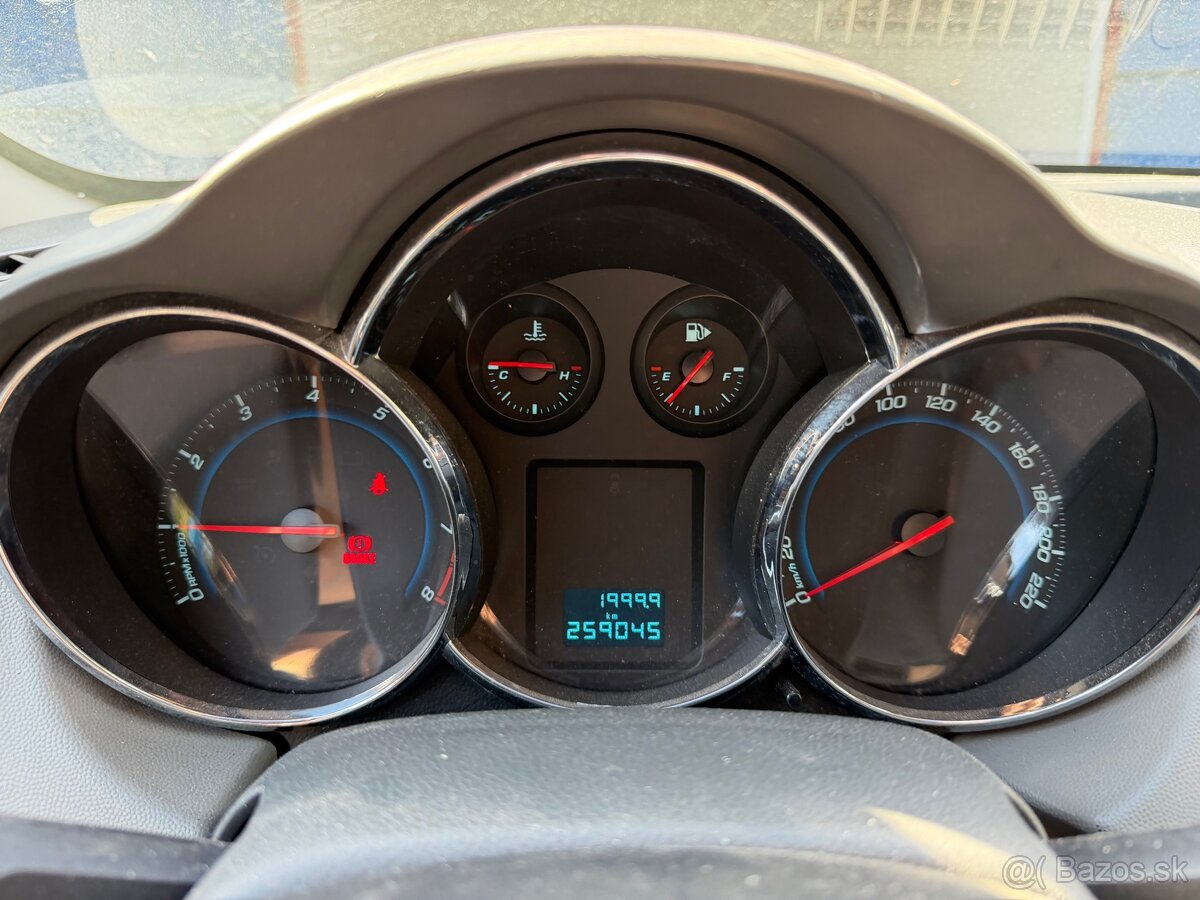 Chevrolet Cruze 1.6 Benzin - 16