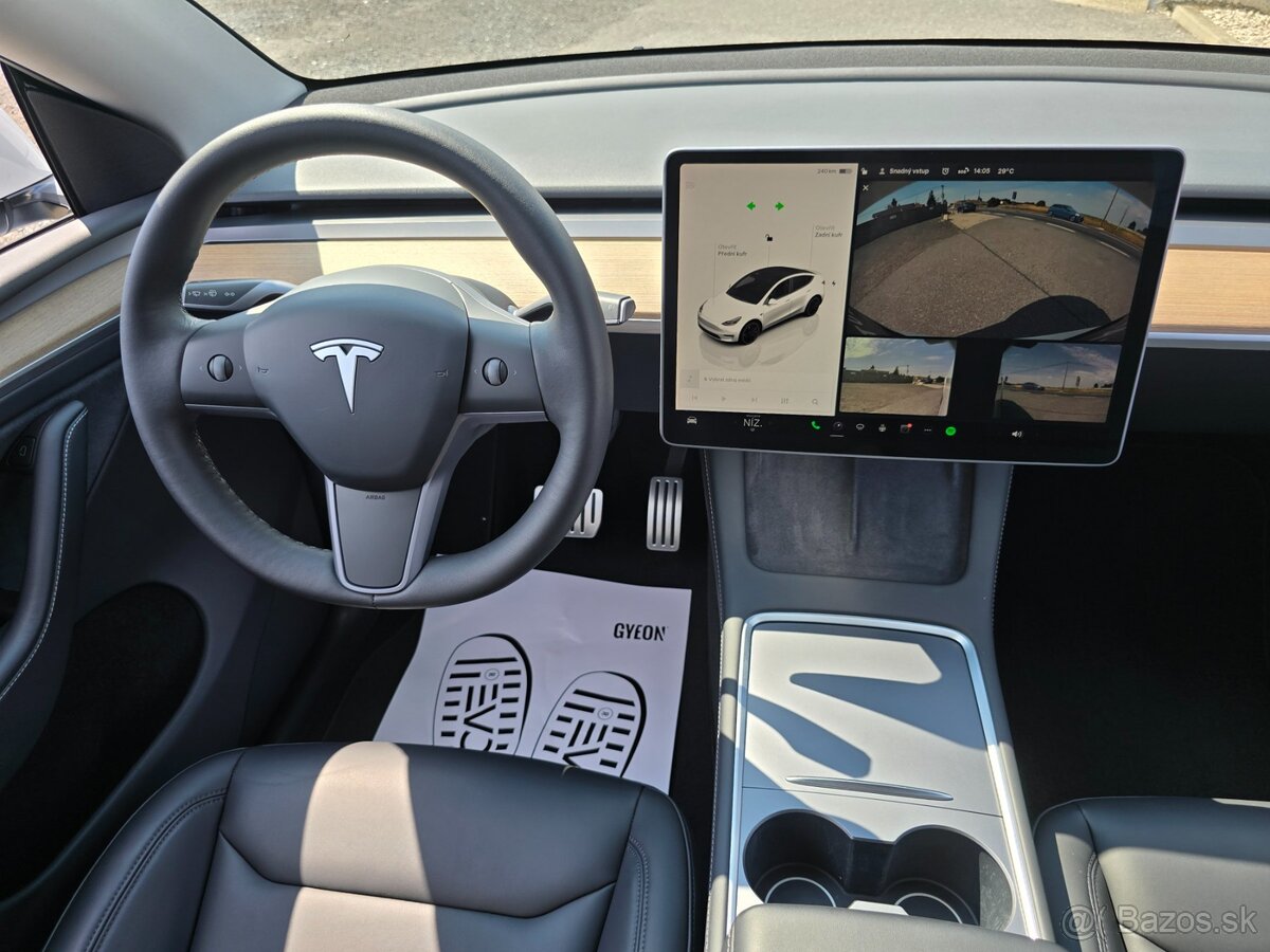 Tesla Model Y Performance Dual Motor Long Range 75kWh - 16