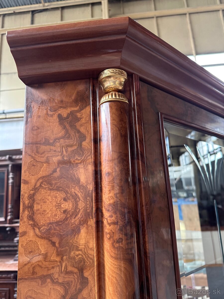 Luxusná talianska vitrína - 16