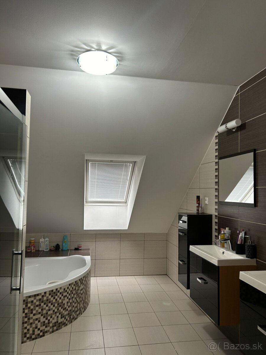 Predám rodinný dom v Častkovciach - 16