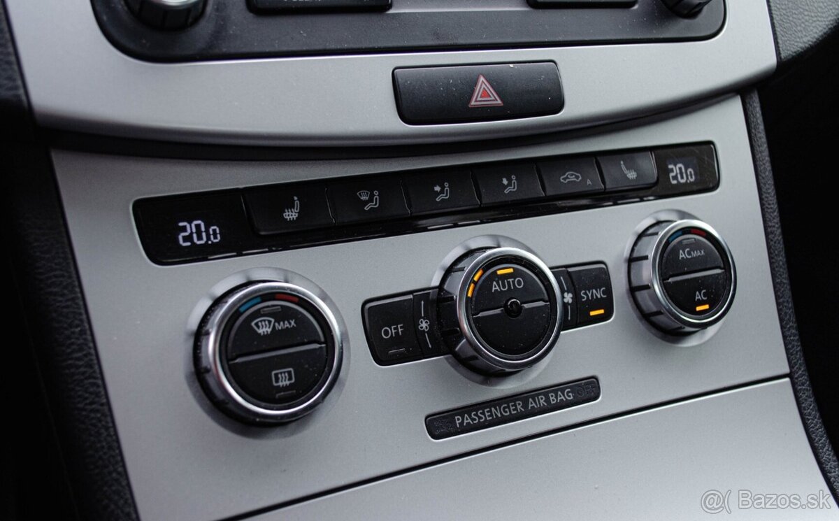 Volkswagen Passat B7 1.6 TDI Sedan - 16