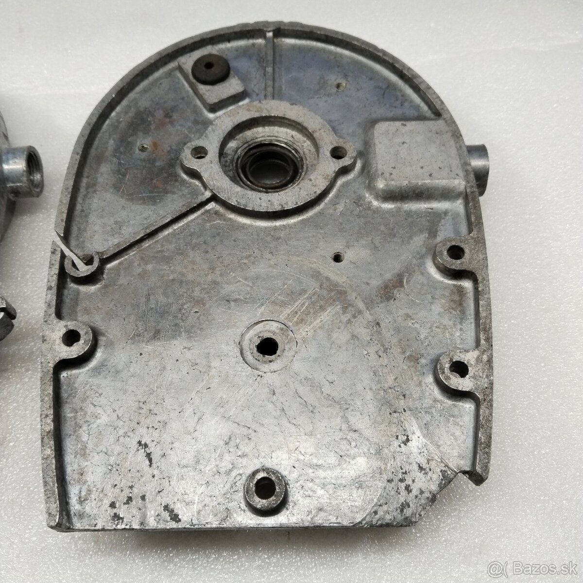 MANET 90 DRŽÁK ZAPALOVÁNÍ HORNÍ A DOLNÍ VEDENÍ SPOJKY ORIG. - 16