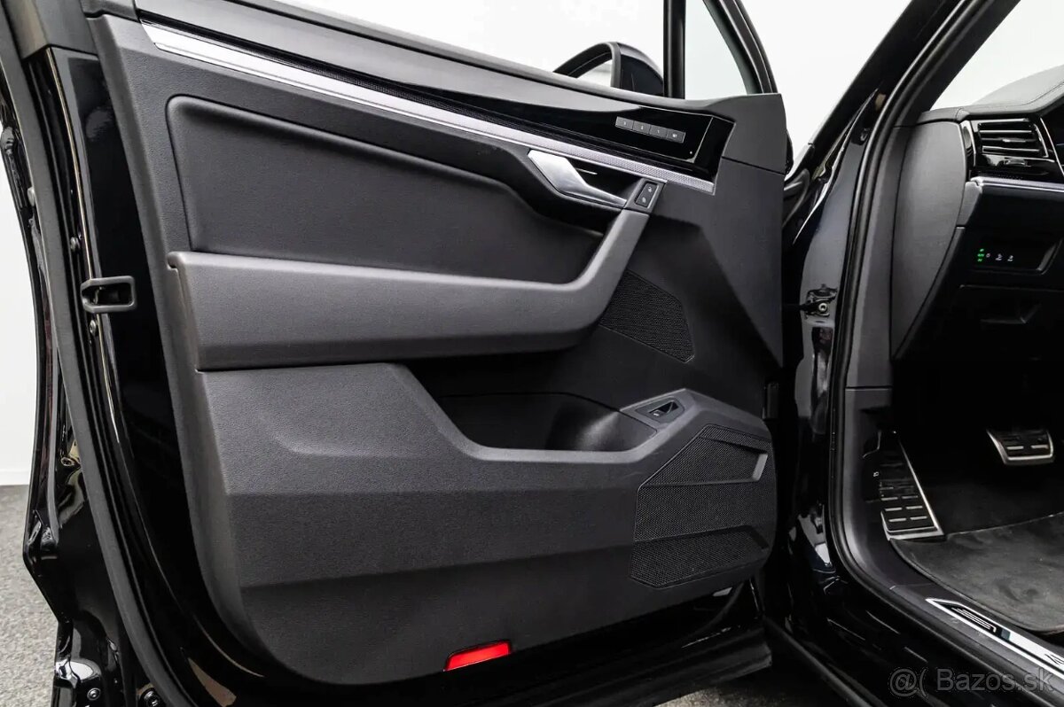 Volkswagen Touareg - 16