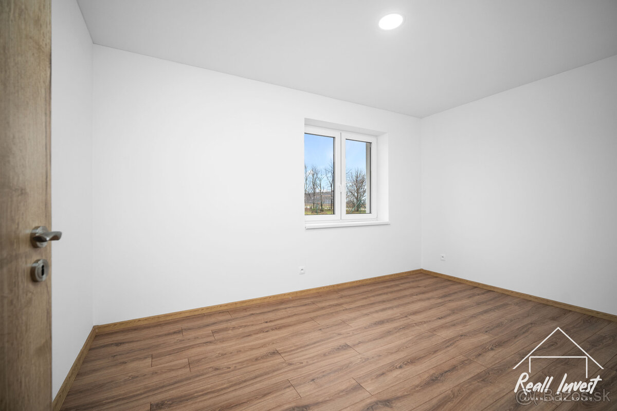 4-izbový rodinný dom na predaj v Cíferi - časť Karlov Dvor - 16