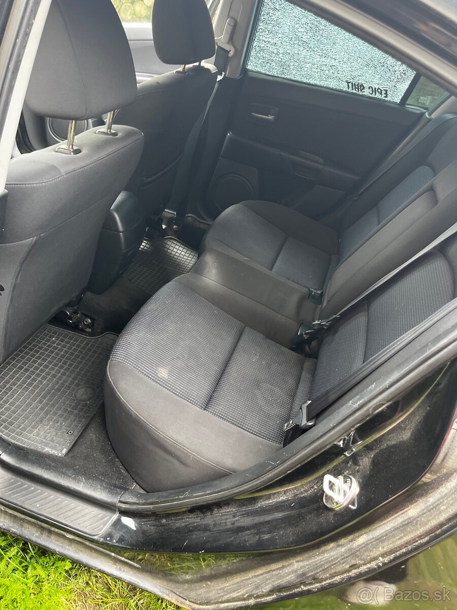 Mazda 3 - 16