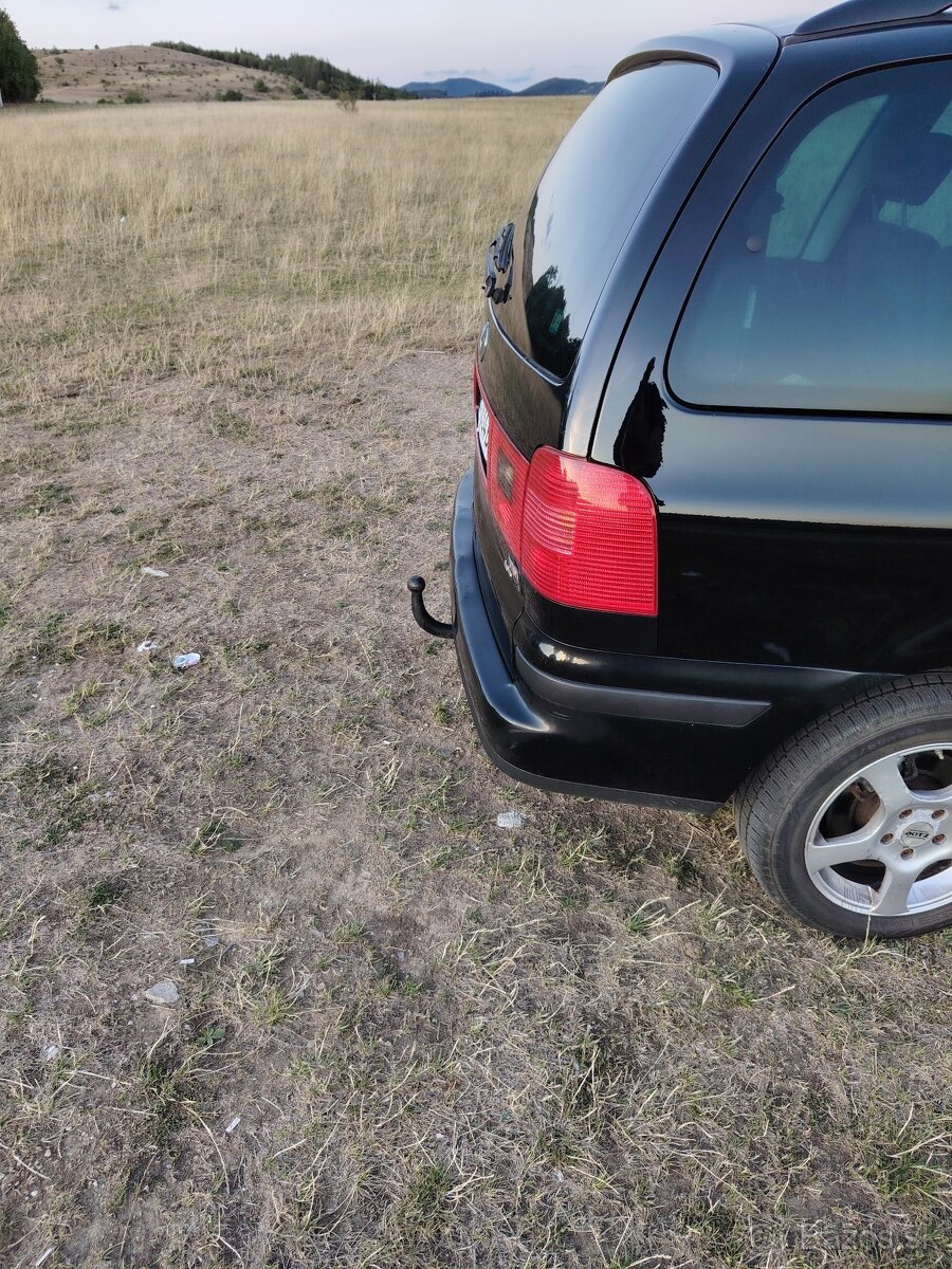 Predám VW Sharan 4x4 1.9 TDi - 16