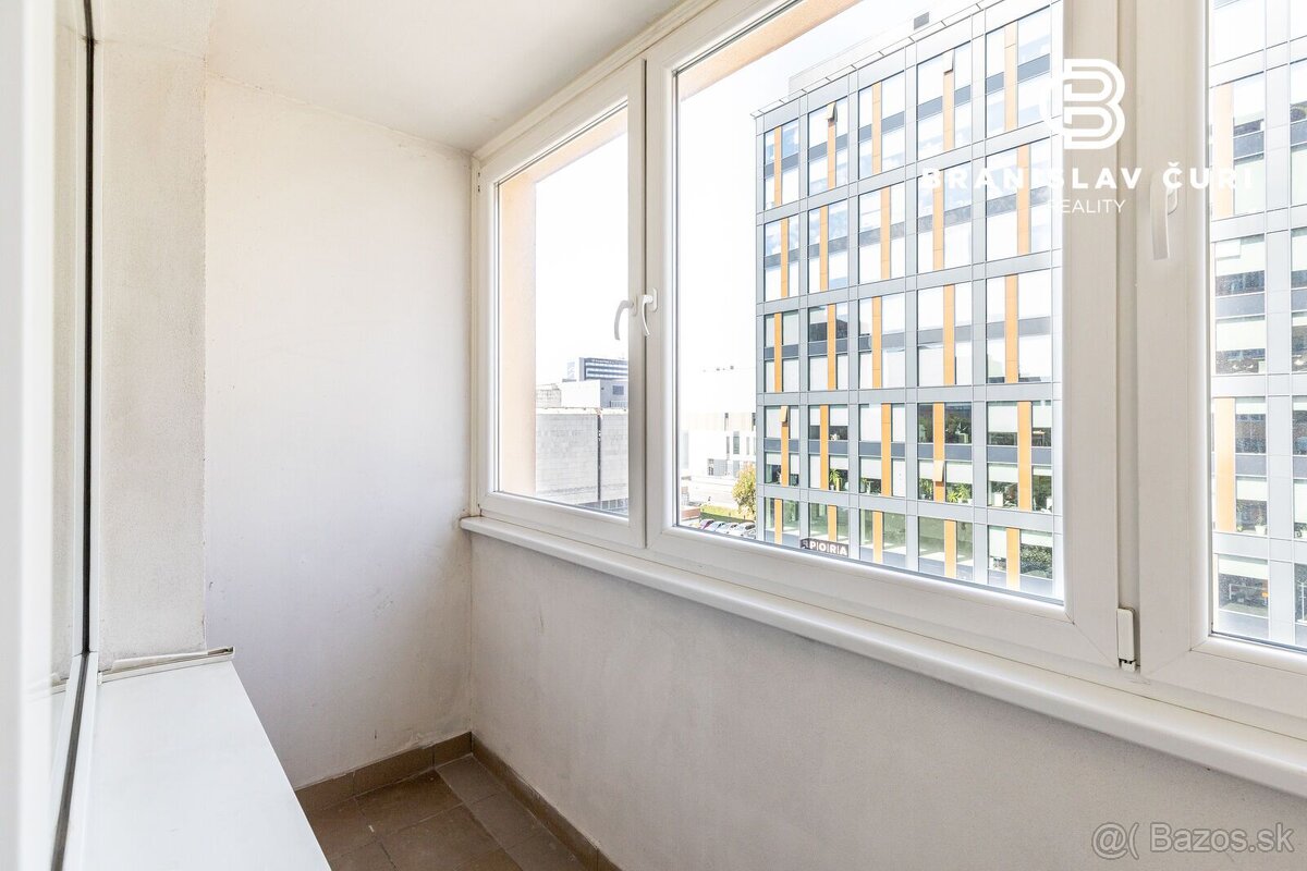 REZERVOVANÉ - PREDAJ 3-IZBOVÉHO BYTU V PÔVODNOM STAVE - Palá - 16