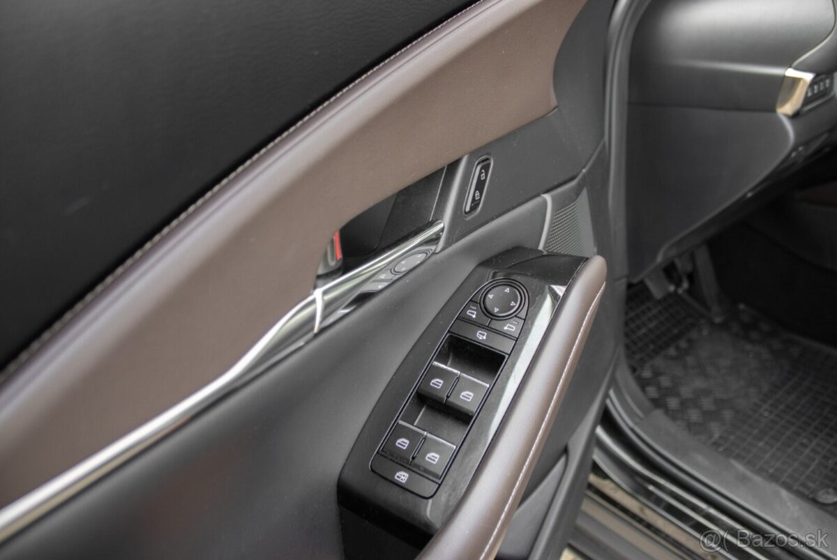 Mazda CX-30 2.0 Skyactiv-G Takumi - 16