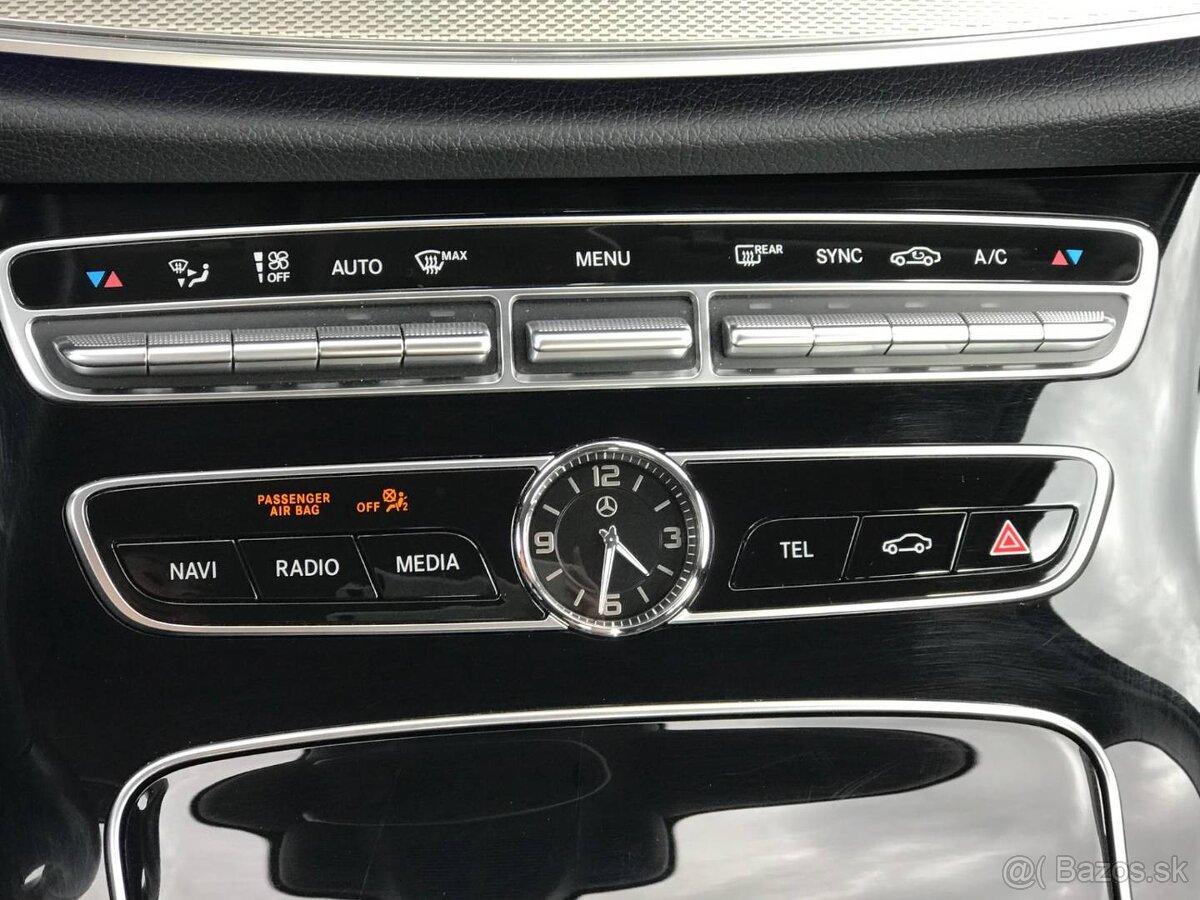 Mercedes-Benz E trieda Sedan 400d 4matic VZDUCHOVÝ PODVOZOK - 16
