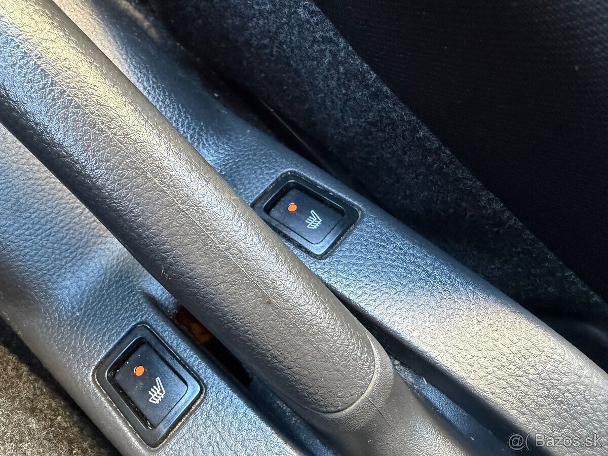 Suzuki Swift 1.3 DDIS - 16