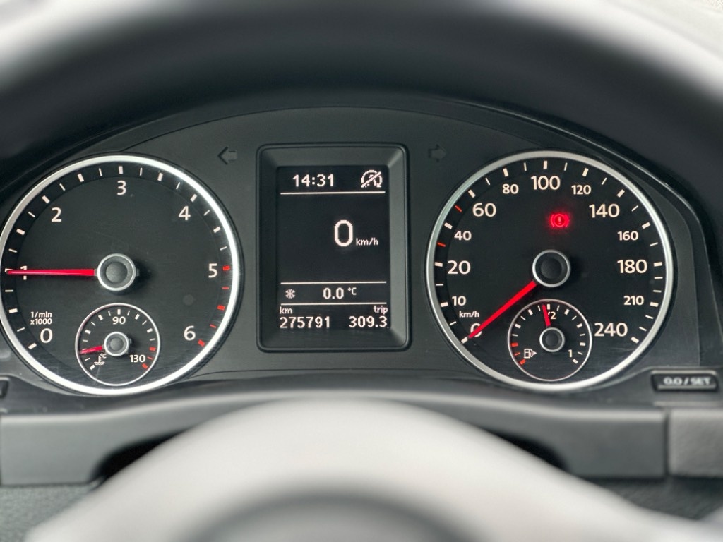 Volkswagen Tiguan 2.0 TDI - 16