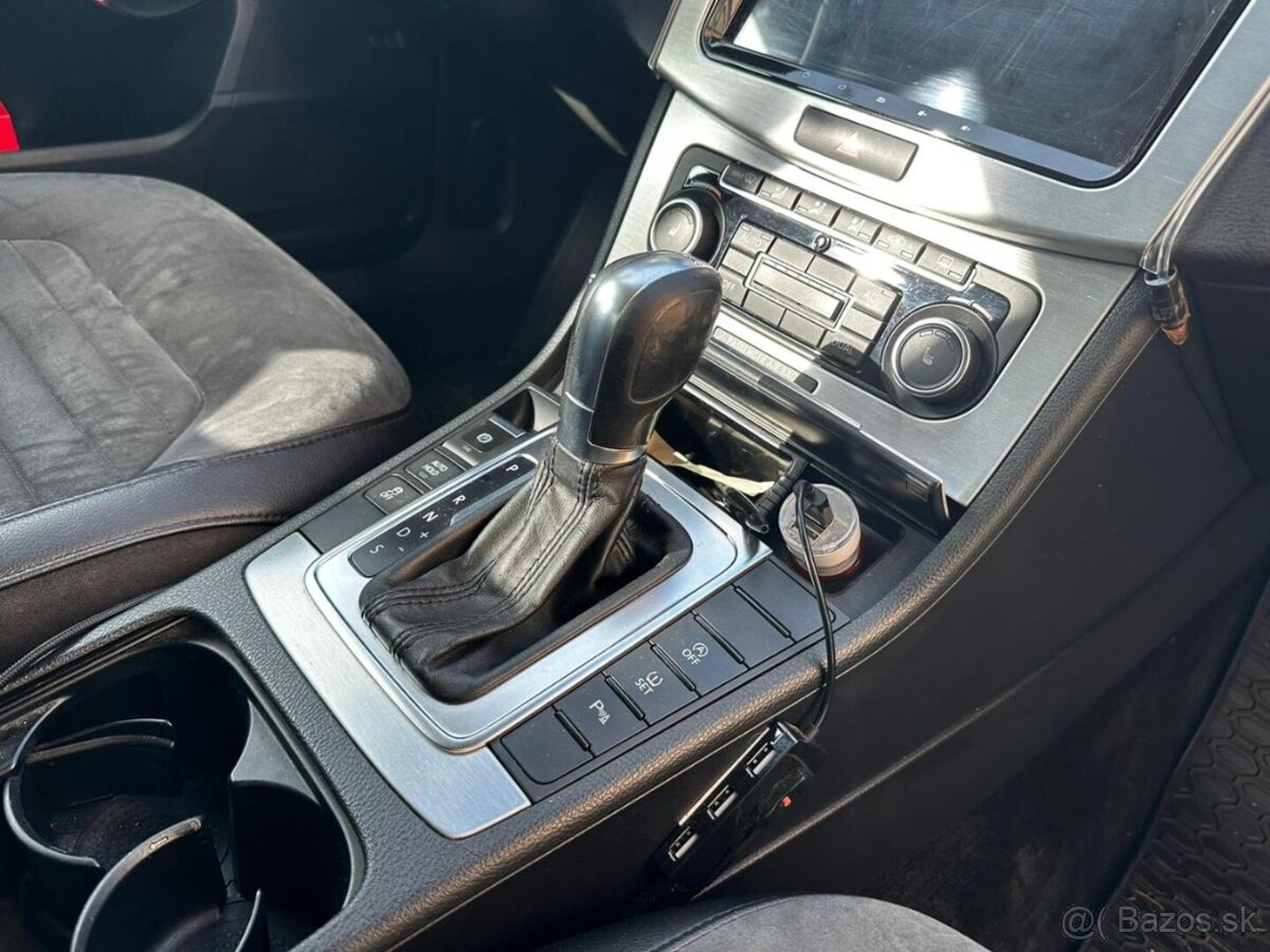 Volkswagen Passat B7 2.0TDI - 16
