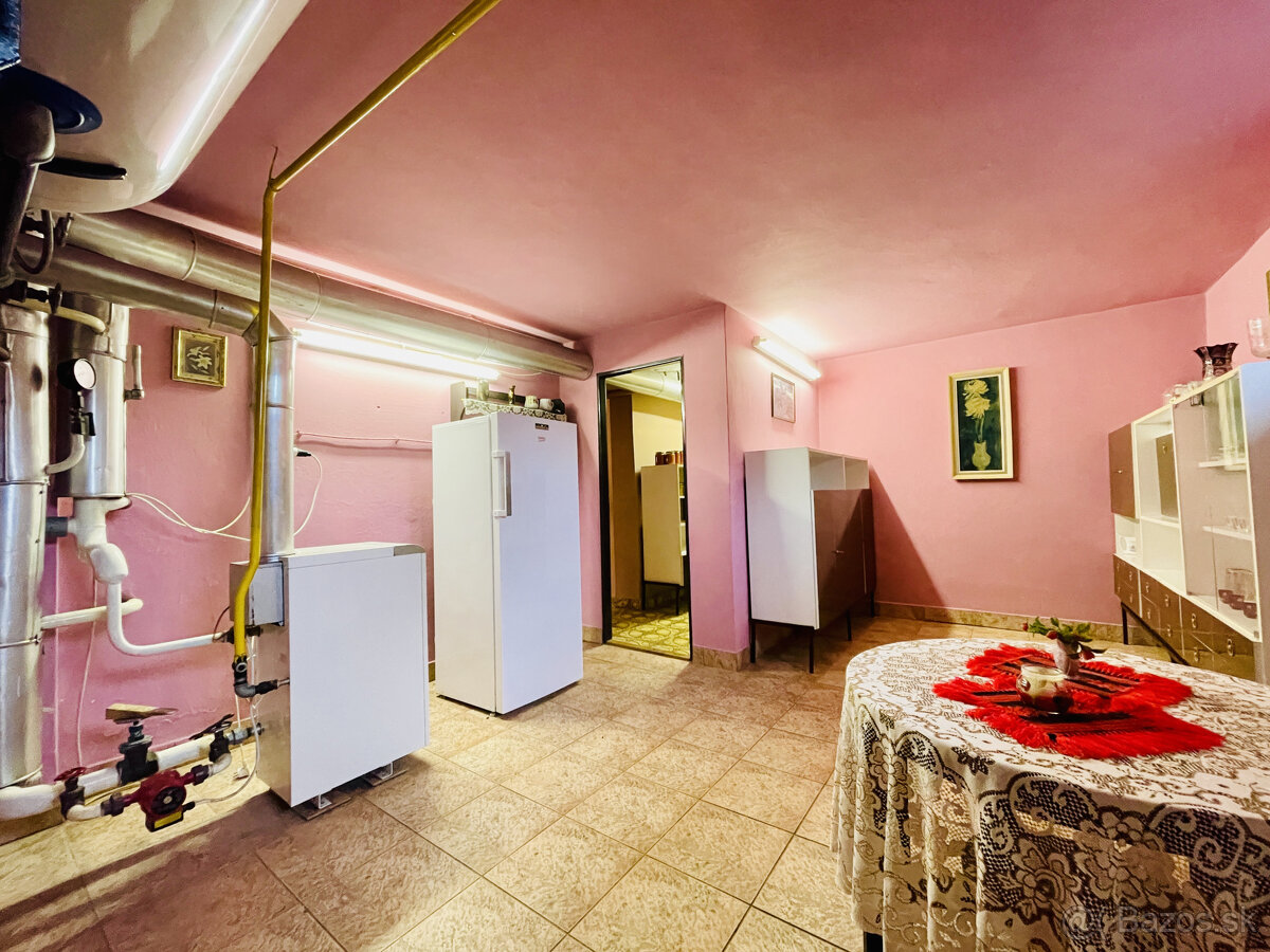 A-W REAL | RODINNÝ DOM NA PREDAJ V OBCI OKOČ - 16