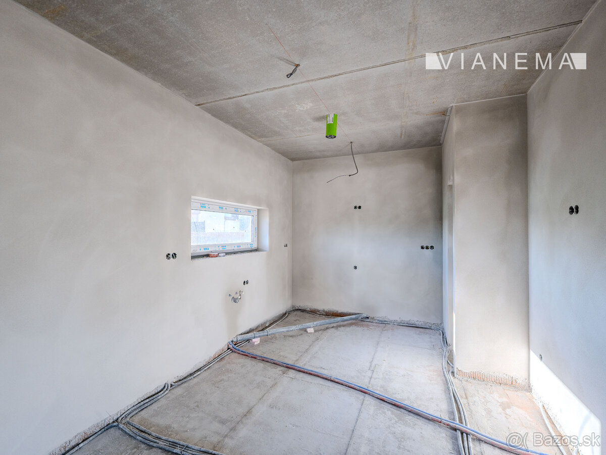 IBA U NÁS Na predaj 4i rodinný dom, Dvorec, 572m2, BNB - 16